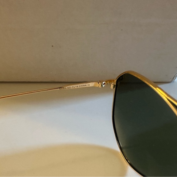 diff sunglasses - Picture 4 of 4